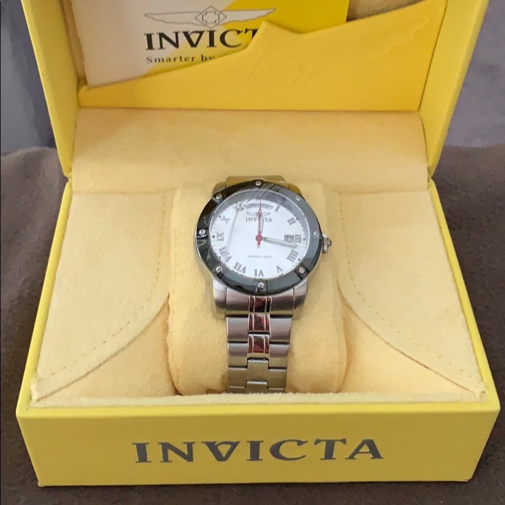 Invicta Men’s Watch #5254 NWT Never worn